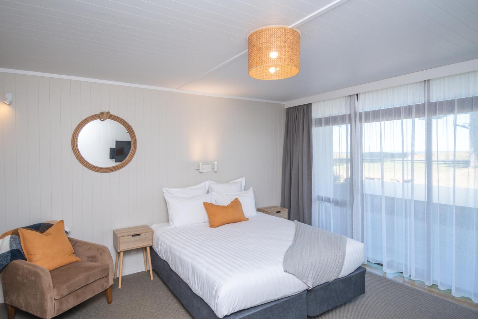 Whispering Sands Beachfront Motel Gisborne Exterior foto